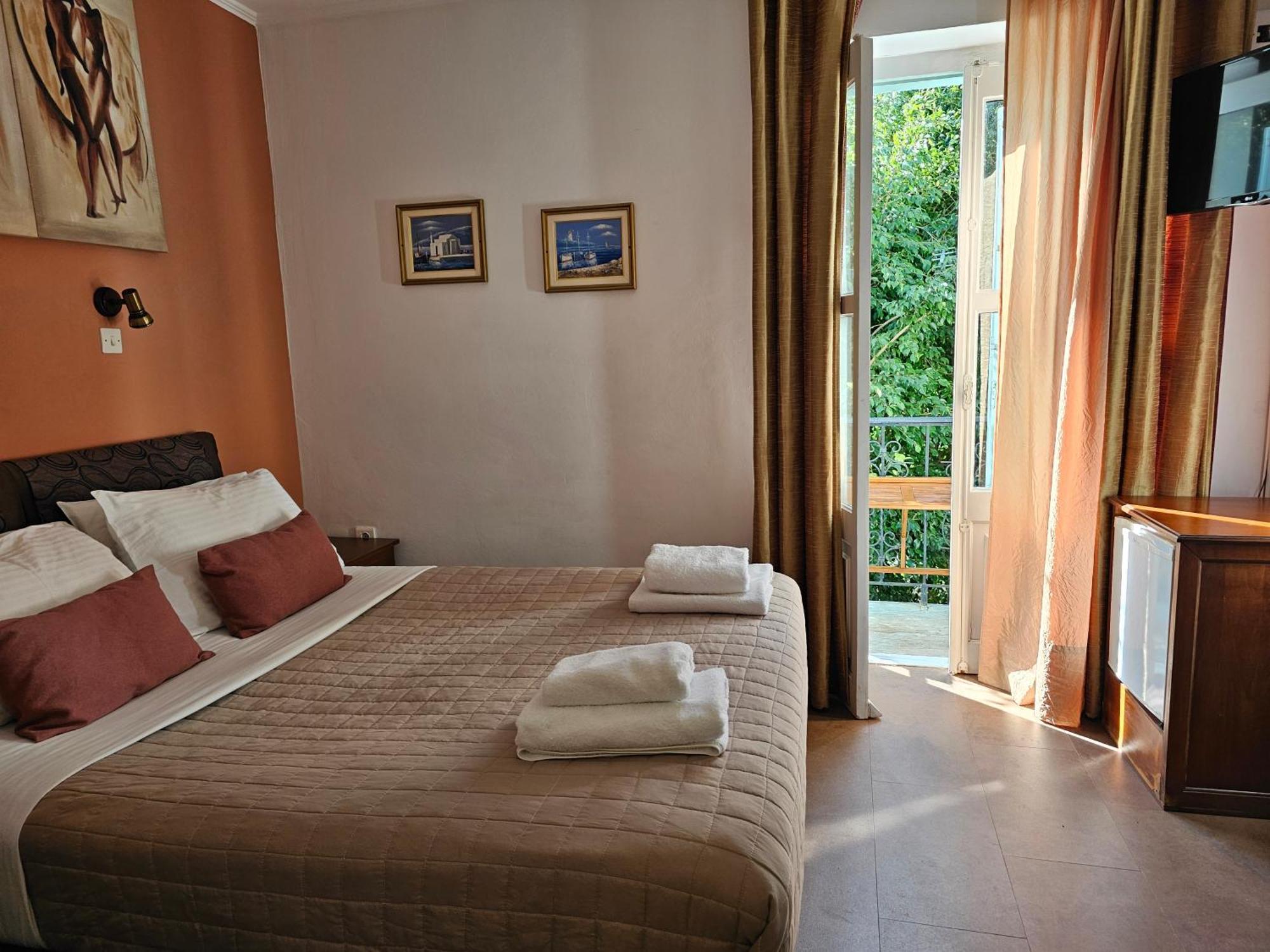 Hotel Kirki Hydra Habitación foto